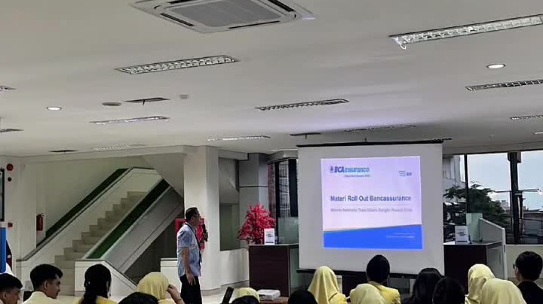 KaryaONEBCAChallenge_ Metta Permata Sari_Teller KCU Sukabumi